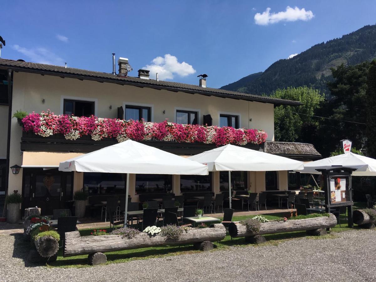 Restaurant Gaestehaus Wiesenheim Uderns Kültér fotó