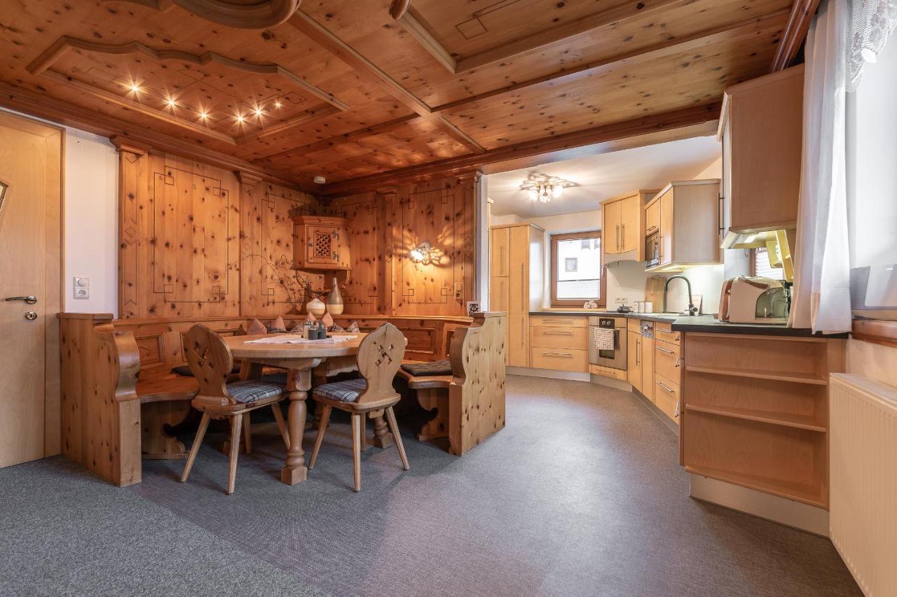 Restaurant Gaestehaus Wiesenheim Uderns Kültér fotó