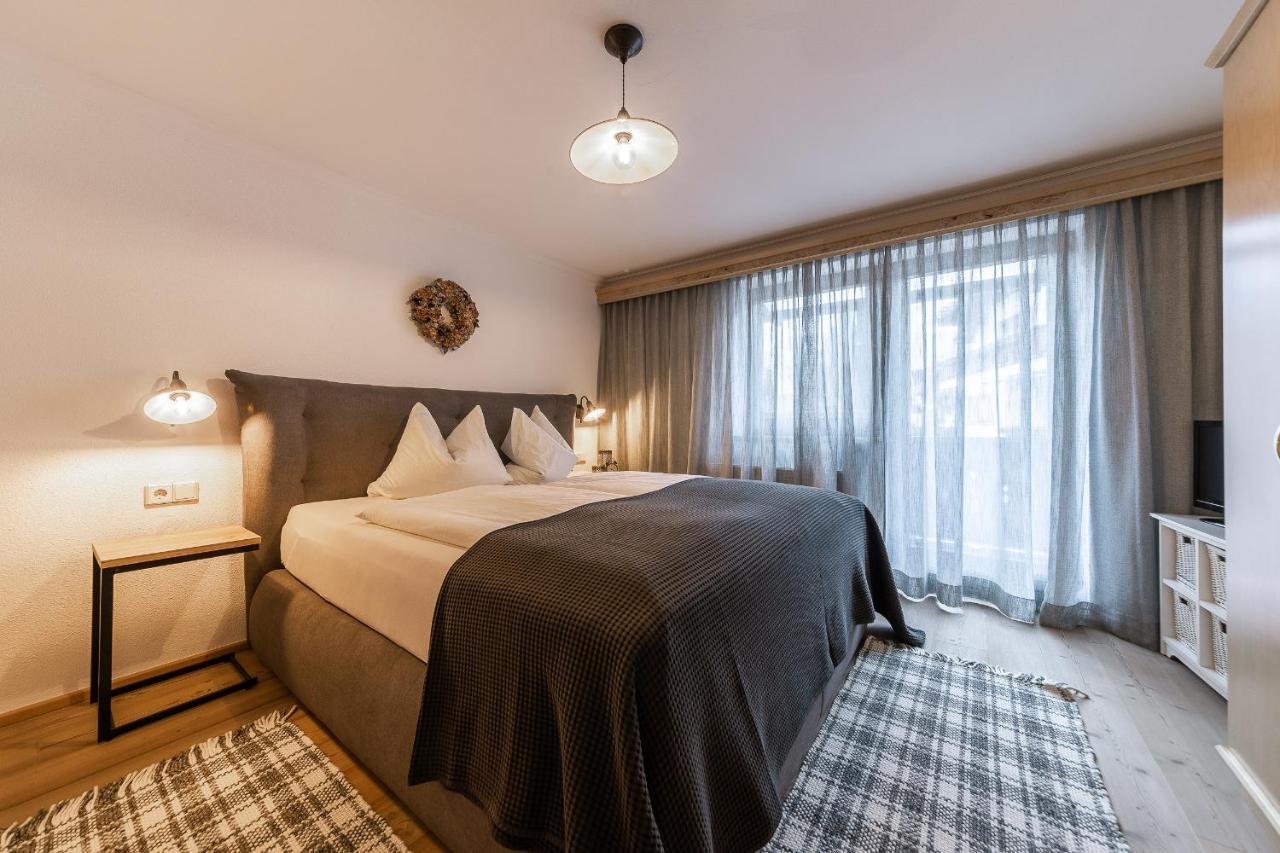 Restaurant Gaestehaus Wiesenheim Uderns Kültér fotó
