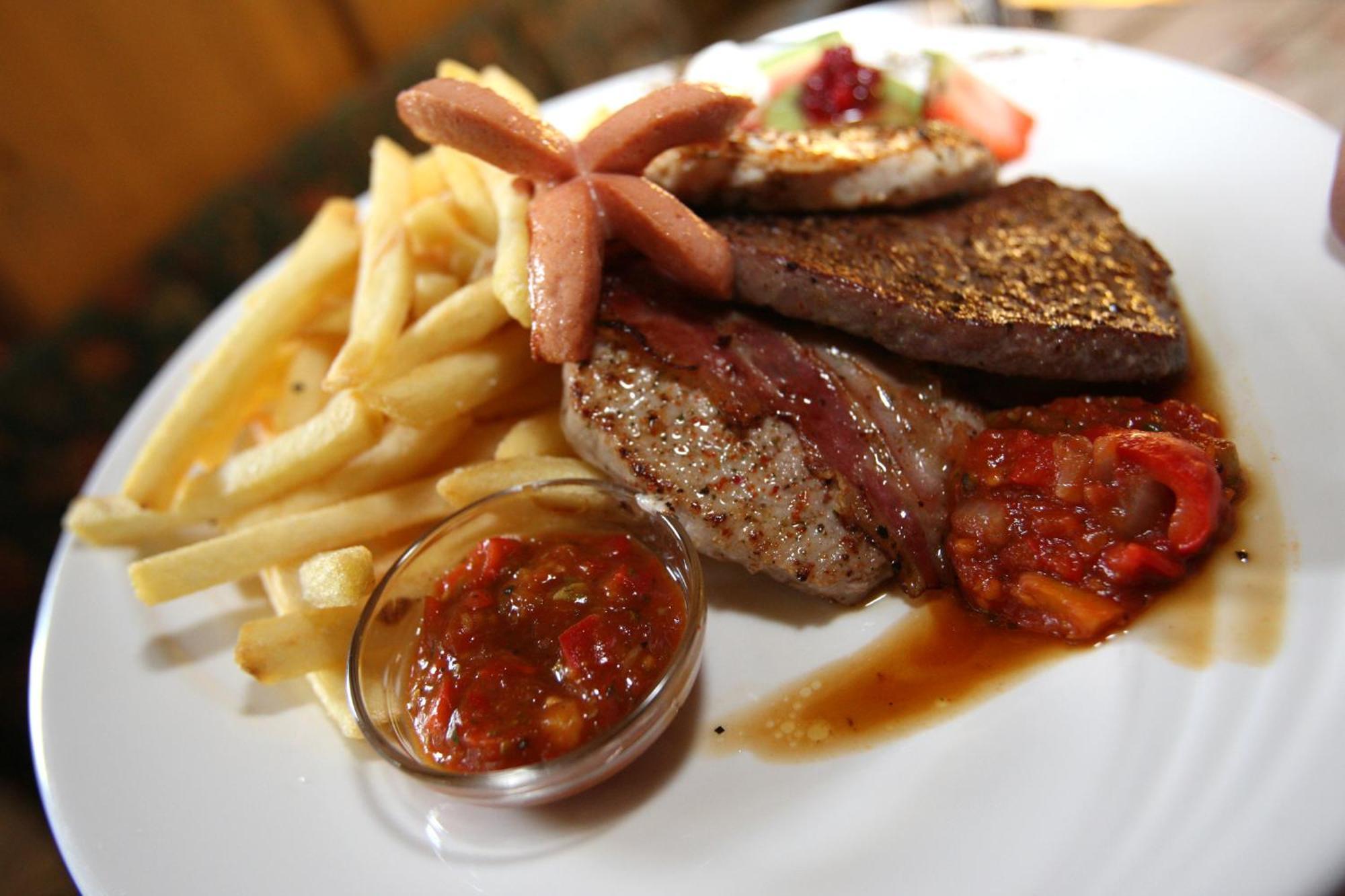 Restaurant Gaestehaus Wiesenheim Uderns Kültér fotó