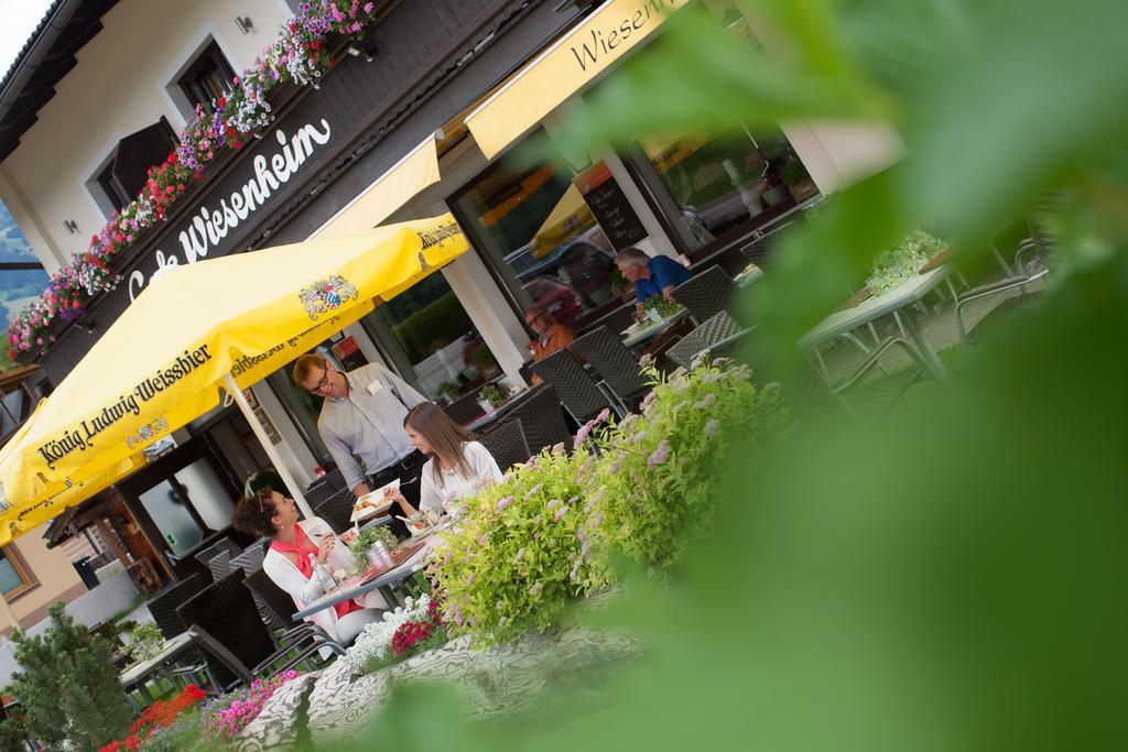 Restaurant Gaestehaus Wiesenheim Uderns Kültér fotó